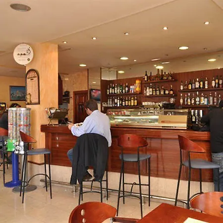 Pensionat Santa Eulalia 2*