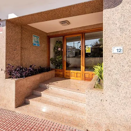 Santa Eulalia Pensión 2*