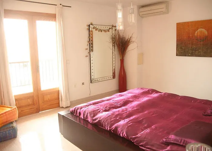 Pensionat Santa Eulalia 2*