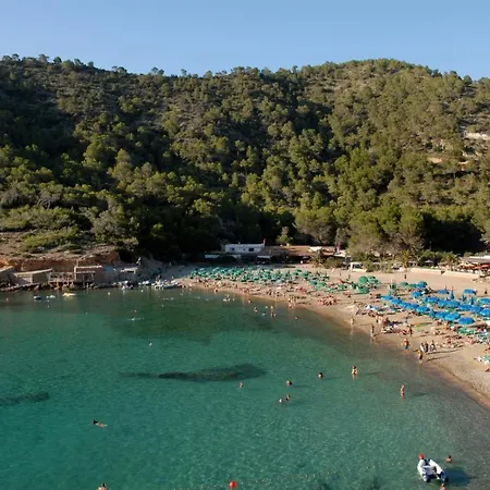 Y Santa Eulalia Konukevi