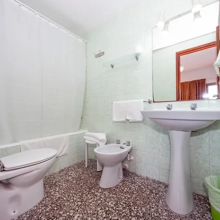 Santa Eulalia Pensionat 2*